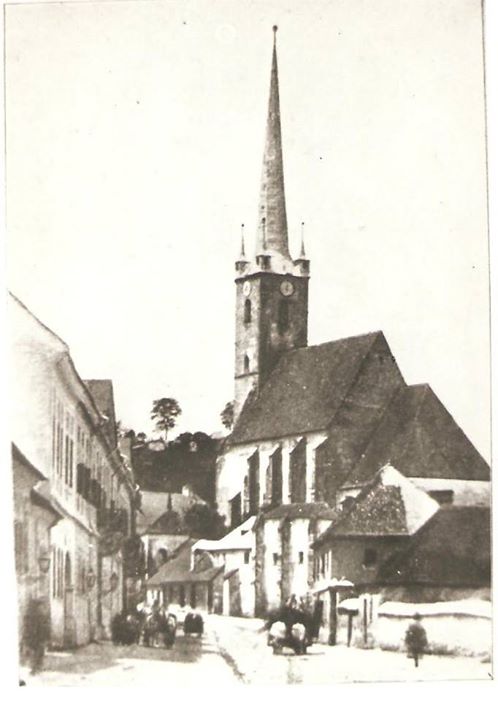 119 Dej, foarte veche imagine (1870) cu Biserica Reformata (a se observa conformatia zonei din dreapta)